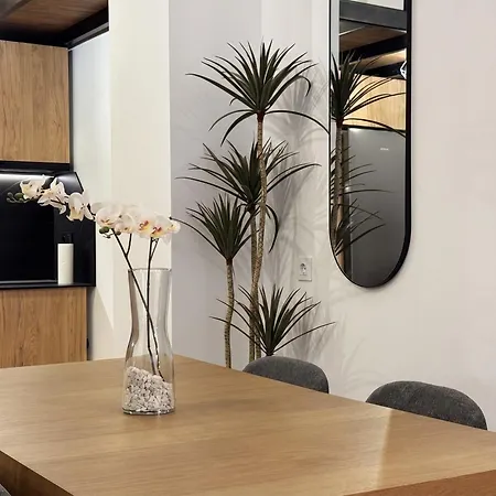 Loft Puerta Almodovar Apartment *